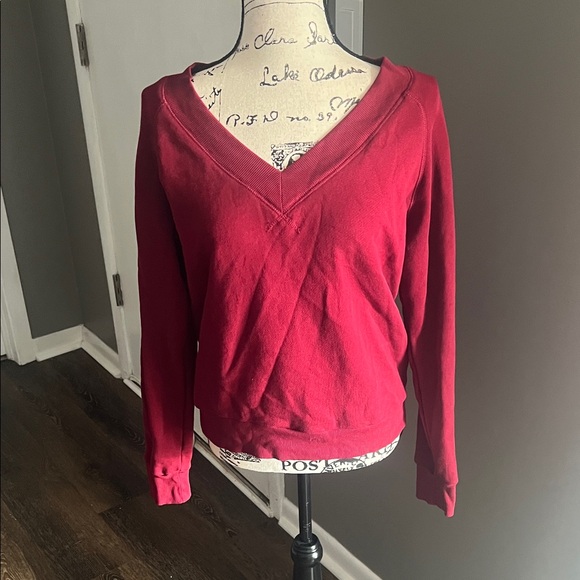 Universal Thread | Sweaters | Universal Thread Rich Red Knit Top | Poshmark